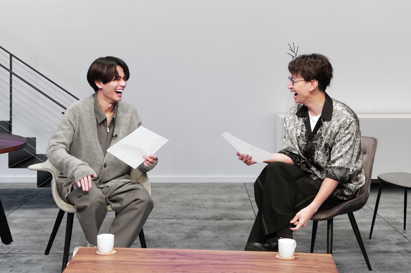 永瀬廉（King & Prince）と大倉忠義（SUPER EIGHT）が、先輩後輩トーク。大倉の愛あるひと言に、永瀬が感無量 - 画像一覧（1/3）