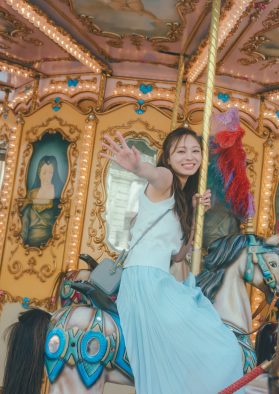 梅澤美波2nd写真集発売を記念したパネル展が全国9書店で開催決定！先行カット第5弾も公開