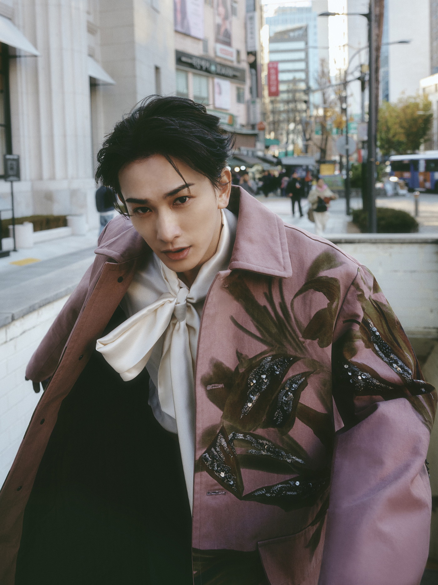 町田啓太、活動15周年アニバーサリーフォトブック発売決定！「真心を込めてつくっています」