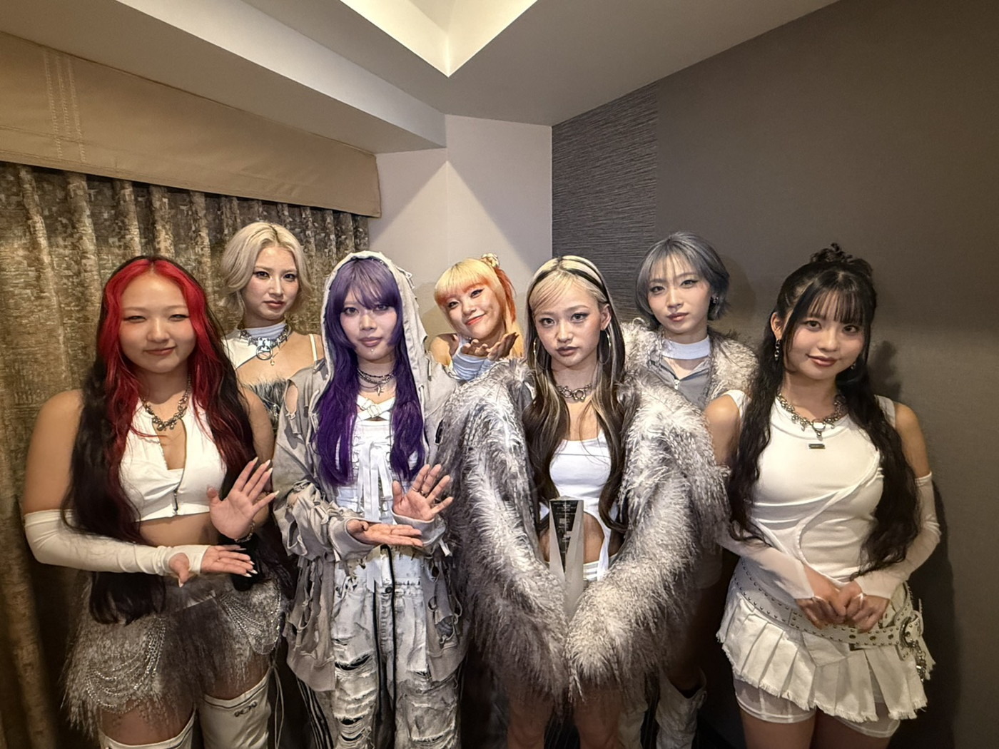 HANA『オリコン年間ランキング2025』アーティスト別セールス部門・新人ランキング1位獲得