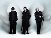TM NETWORK『QUANTUMツアー』の書籍の発売が決定。来場者からライブレポートを募集 - 画像一覧（1/2）