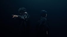 川上洋平[Alexandros]×SennaRin、映画『機動戦士ガンダム 閃光のハサウェイ』挿入歌「ENDROLL」MV公開 - 画像一覧（2/6）