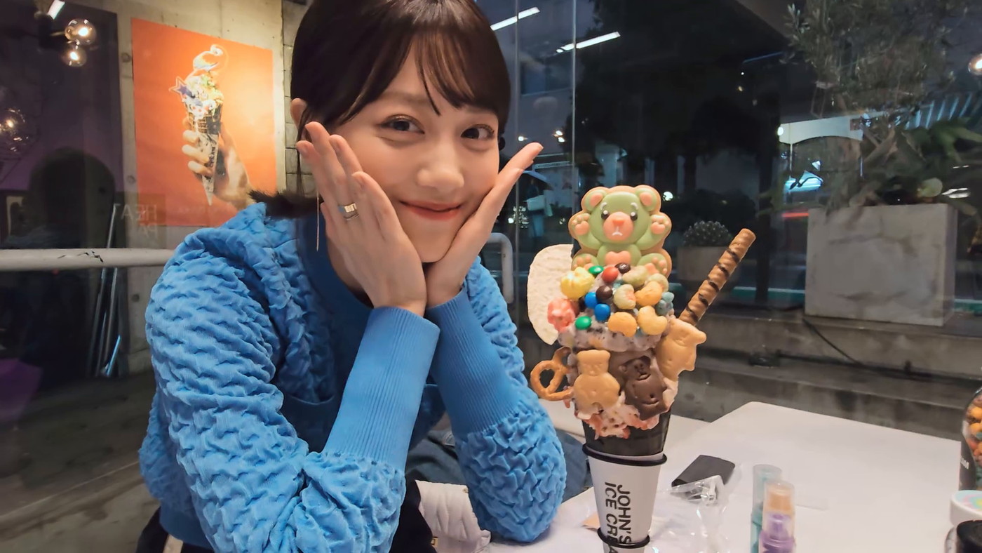 山下美月、ちょっと気になる“はじめて”に挑戦！一人焼肉ではおいしそうにお肉を頬張る