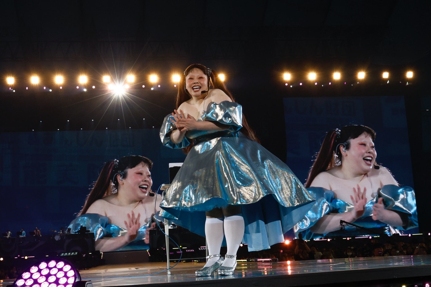 【レポート】渡辺直美、東京ドームで圧巻のコメディーショー！親交のある芸人たちもサプライズで集結