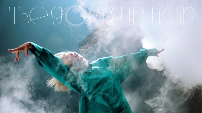 櫻坂46、スタンドマイクパフォーマンスが印象的な「The growing up train」MV公開！先行配信もスタート