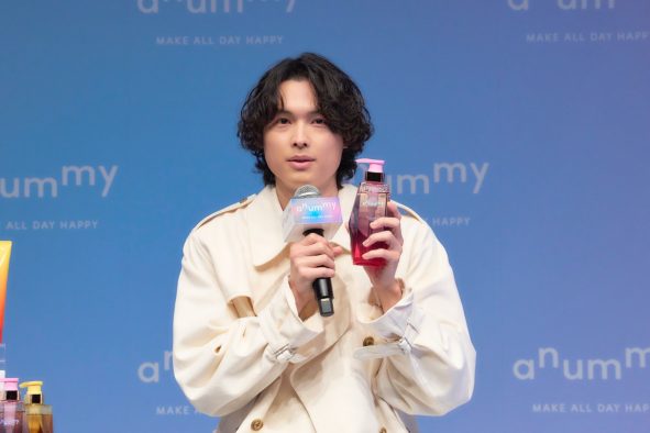 【レポート】SixTONES松村北斗、anummyブランドアンバサダーに就任！新CM発表会に登場
