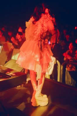 【ライブレポート】りりあ。約2年ぶりとなるアコースティック形態でのワンマンライブ『りりあ。の隣で。』開催