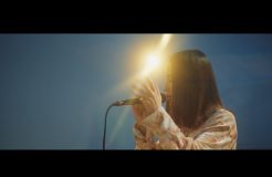 Uru、木村拓哉主演映画『教場 Requiem』主題歌「今日という日を」スタジオライブ映像公開