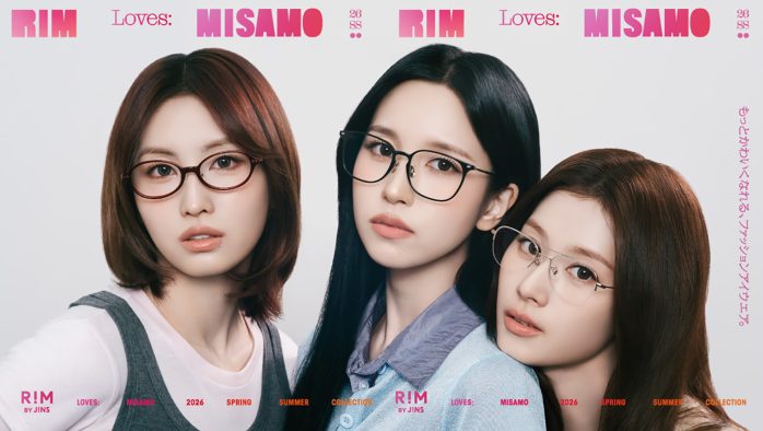 MINA、SANA、MOMOの3人組ユニット・MISAMOがアイウエアブランド「RIM BY JINS」アンバサダーに就任