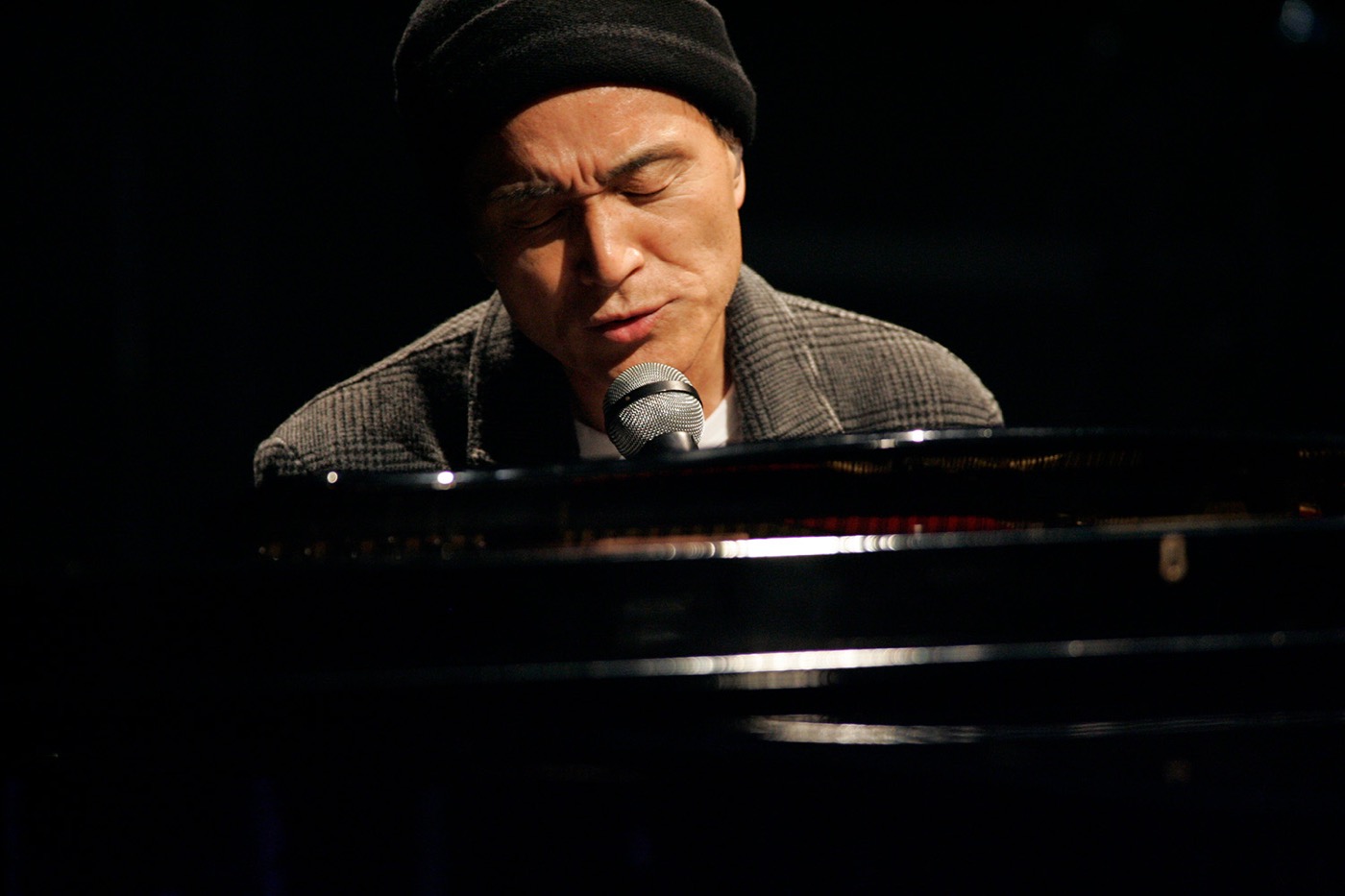 小田和正がホストを務める『クリスマスの約束』2005年〜2007年の3作品がBlu-ray化