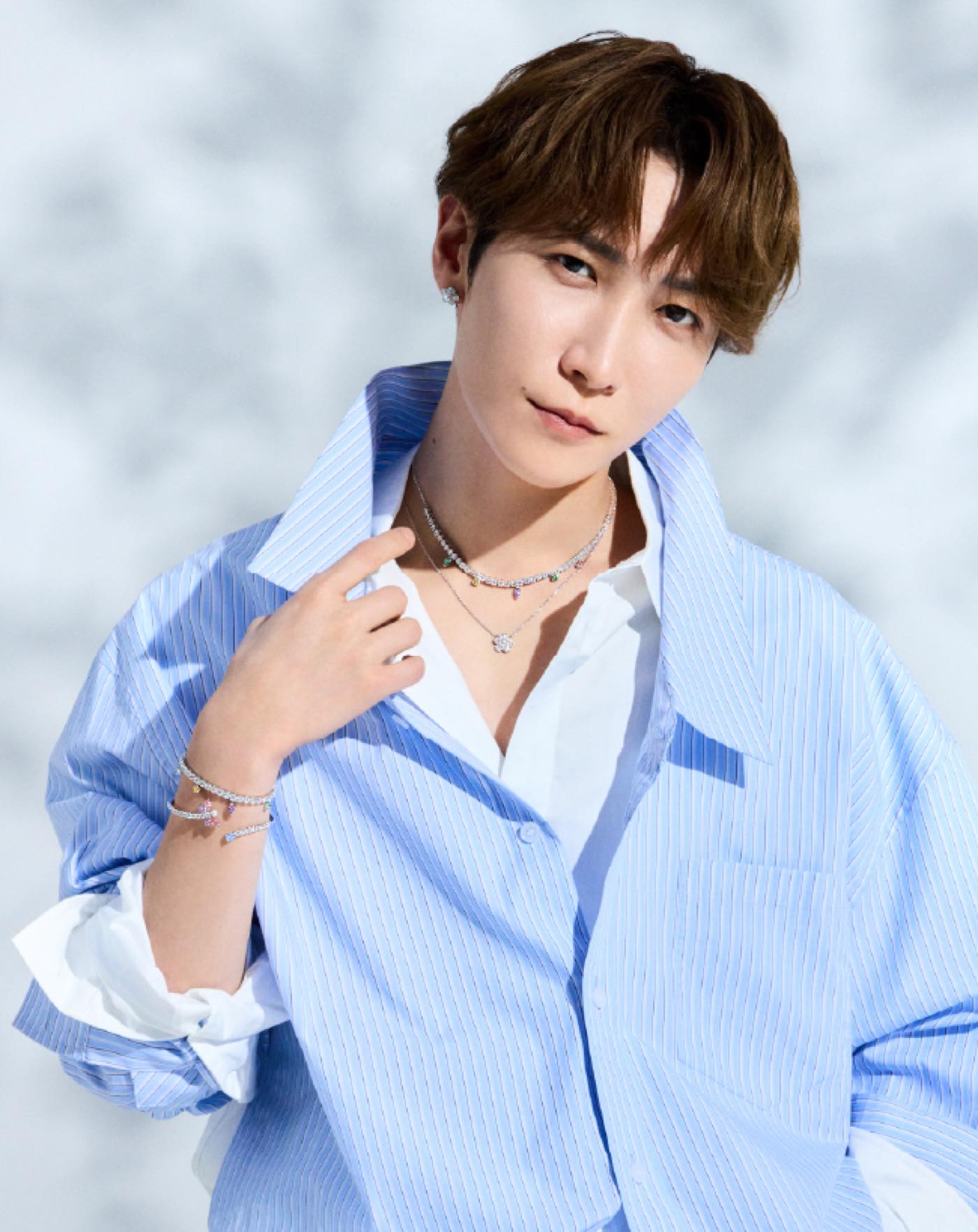 Snow Man渡辺翔太が放つ透明感あふれる輝き！Swarovski新ビジュアル公開