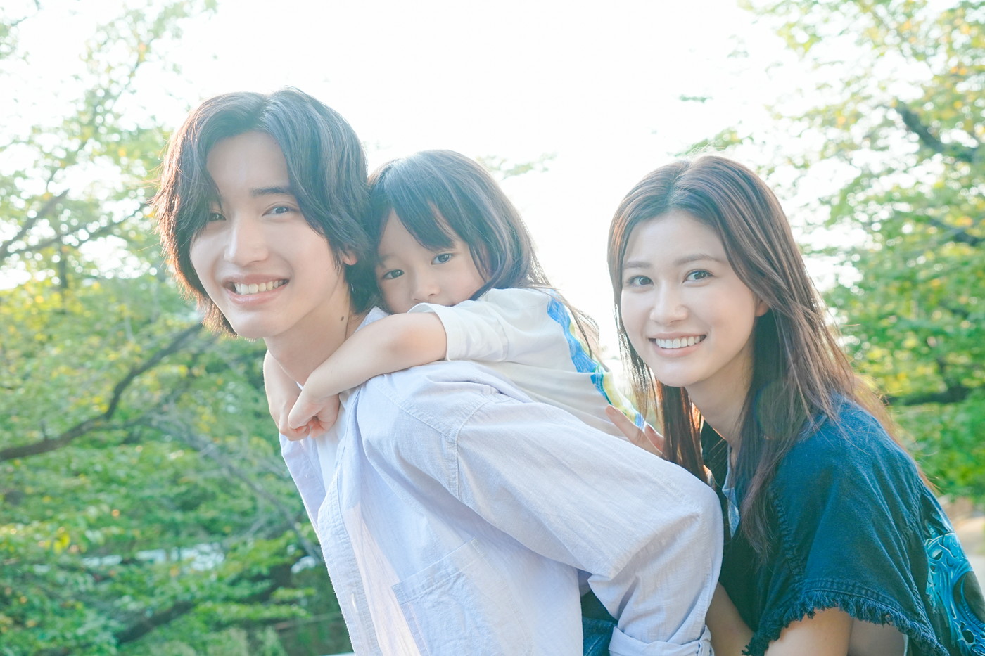 道枝駿佑演じる春人と生見愛瑠演じる綾音の間に生まれた子ども“春歌”の存在が初解禁！映画『君が最後に遺した歌』大ヒットスタート