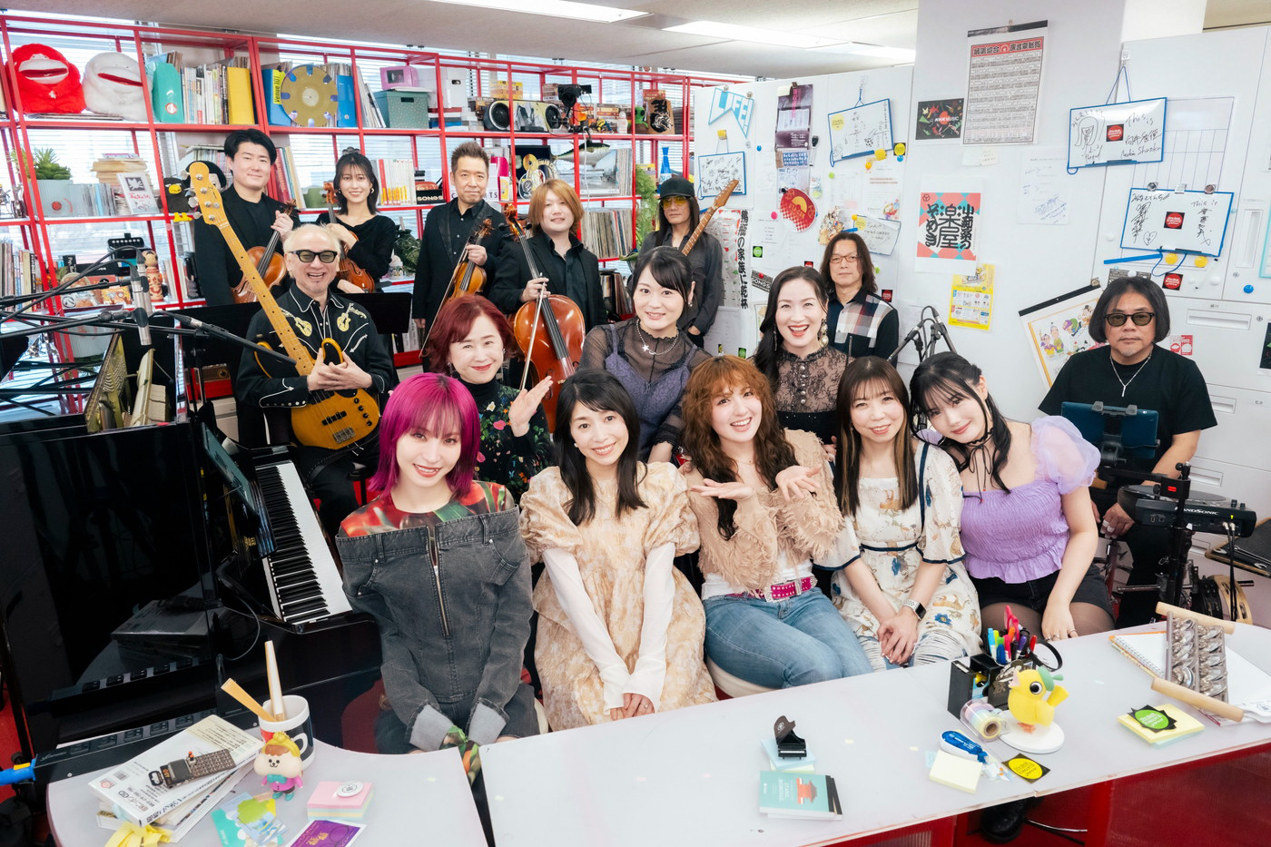 スペシャルゲストはLiSA！世界を虜にする作曲家・梶浦由記が『tiny desk concerts』に初登場