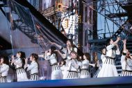 【ライブレポート】日向坂46、7回目の『ひな誕祭』が大盛況！「カッコいいところも、かわいいところも、1秒たりとも見逃すんじゃねーぞー！」 - 画像一覧（4/36）