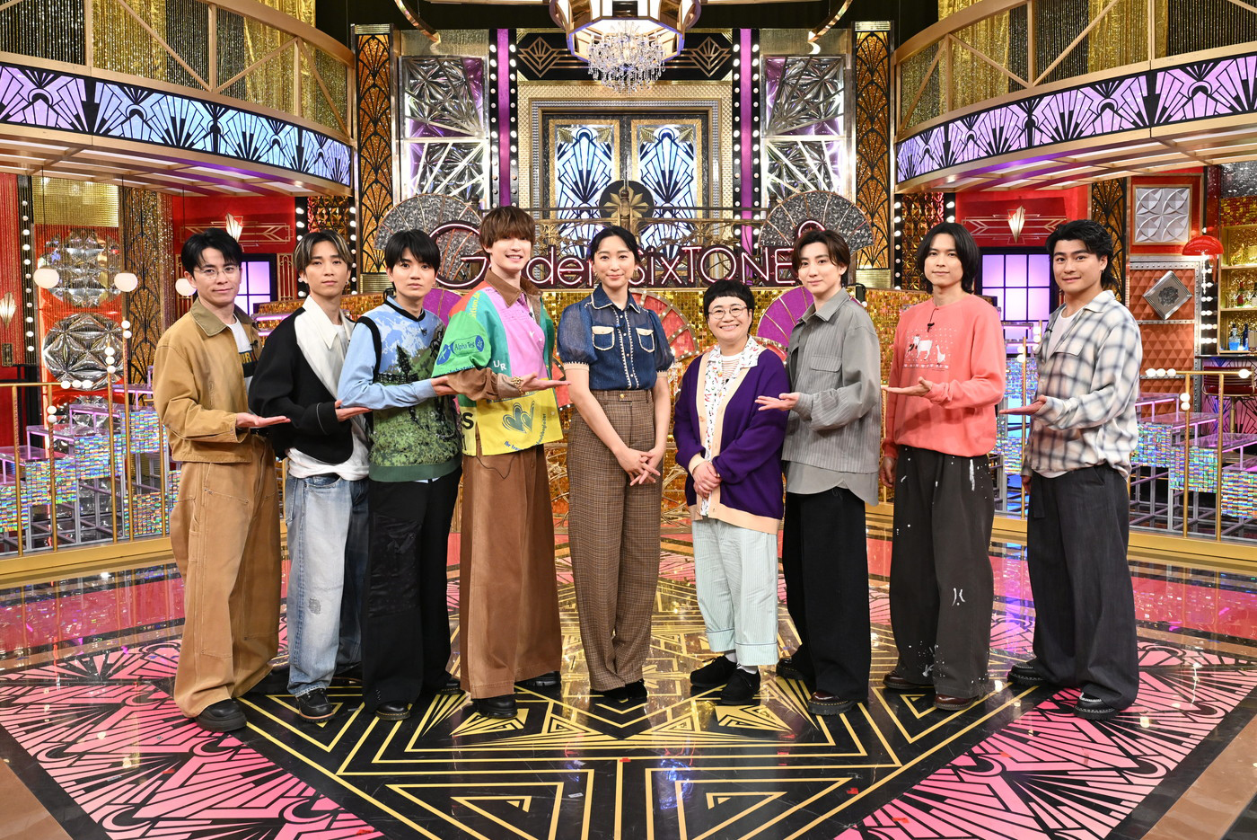 SixTONESとゲストの杏＆近藤春菜がマラカス両手に「ウ～！マンボ！」今夜の『GOスト』は制御不能のお祭り騒ぎ