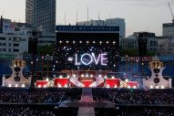 【ライブレポート】＝LOVE結成8周年ツアーファイナル大盛況！2日間で約7万人動員、新曲も披露 - 画像一覧（12/17）
