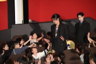 【レポート】目黒蓮『SAKAMOTO DAYS』ファミリー試写会で、家族同様の存在であるSnow Manについて「メンバーが考えていることはわからない（笑）」 - 画像一覧（2/3）