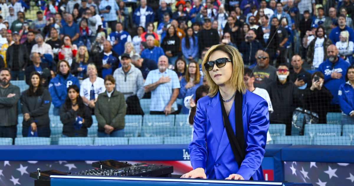 レポート】YOSHIKI、2年ぶりにドジャー・スタジアムに凱旋！前代未聞の