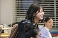 イコラブ佐々木舞香がマクドナルドのCMに初出演！堺雅人と初共演し、頑張る大人が“今日をやりきった“ご褒美で「サムライマック」に食らいつく - 画像一覧（22/24）