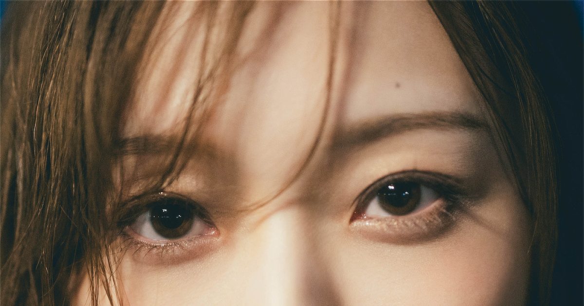 乃木坂46梅澤美波 2nd写真集の応募特典アザーカットミニブックの