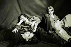 SIX LOUNGE、TVアニメ『最強の王様、二度目の人生は何をする？』OP主題歌「さよならじゃない方がいい」をCDリリース