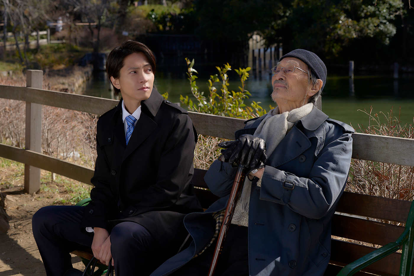 山下智久、山﨑努とスクリーンで再共演！映画『正直不動産』場面写真＆山下×福原×山﨑クランクアップ写真も解禁