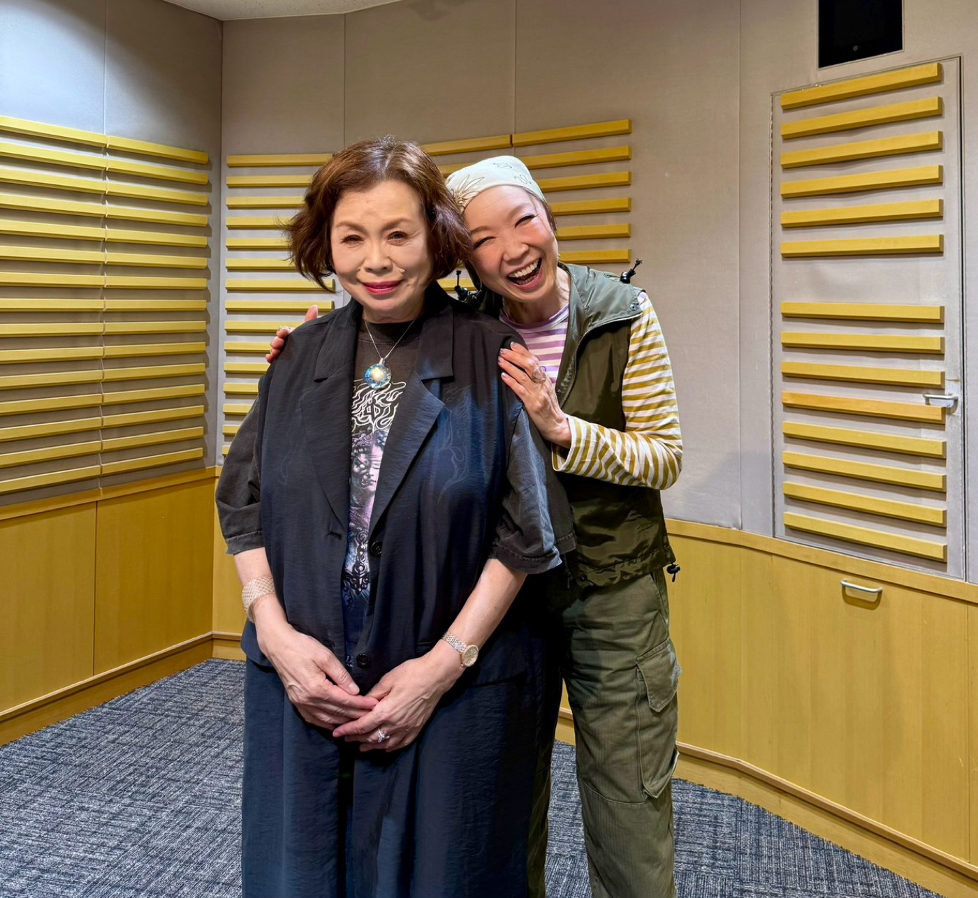 松任谷由実、同世代の上沼恵美子と「エミリー」「ユーミン」と呼び合う。恋愛トークで大盛り上がり