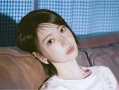 LE SSERAFIM、5人の絆が深まるシスターフッドを描く！最新アルバムのPEONY ROOM ver.写真＆映像公開 - 画像一覧（3/6）