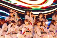 【ライブレポート】櫻坂46『BACKS LIVE!!』で武元唯衣卒業セレモニーを開催「生まれ変わっても櫻坂46になりたい」 - 画像一覧（40/41）
