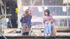齋藤飛鳥×幾田りら『齋藤飛鳥の今夜は飲んで帰ろう』でゆる飲みトーク！「テレビでお酒を飲むのは初めて」（幾田） - 画像一覧（1/4）