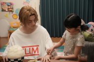 目黒蓮主演『SAKAMOTO DAYS』坂本家の“家族愛”が詰まった新場面カット＆オフショ4点解禁 - 画像一覧（3/4）