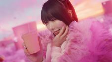 あの×齊藤なぎさがマクドナルド新CMで1年ぶりに共演！「久々に本物に会えて嬉しい（笑）」（齊藤） - 画像一覧（24/37）