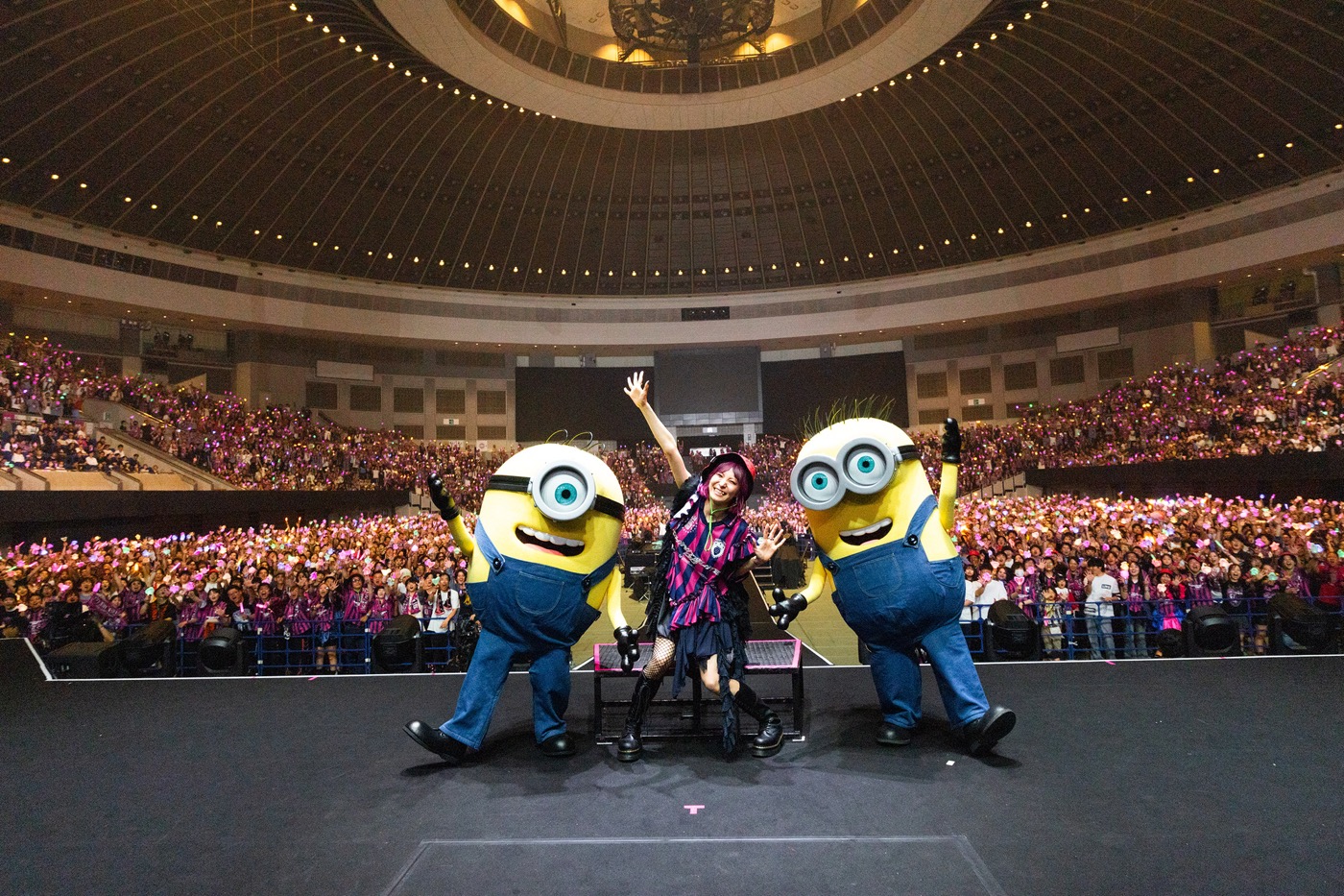 【ライブレポート】LiSAアリーナツアーファイナルをミニオンが祝福！国内ホールツアーが決定