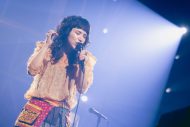 Superfly、嵐の「果てない空」のカバーライブ音源を配信リリース！「嵐の5人の思いが乗った歌を私ひとりが表現するプレッシャーもありました」 - 画像一覧（3/6）