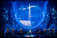 【ライブレポート】米国人ライターが観た、松任谷由実最新ライブ。「このツアーが強く印象付けるのは、創作衝動に突き動かされる人間からしか生まれない創造性だ」 - 画像一覧（10/10）