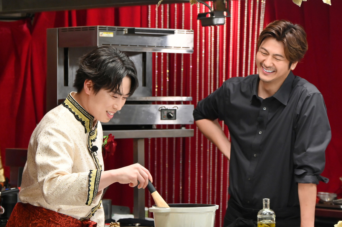 Snow Man宮舘涼太『黄金のワンスプーン！』豪華2本立て！「黒」づくし料理や芸能界屈指の料理上手と夢のコラボ