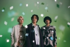 Omoinotake、TVアニメ『花ざかりの君たちへ』OP＆EDテーマ曲「FLASHBULB」「花束」のリリース日＆ジャケット写真公開