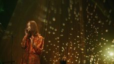 Uru、デビュー10周年の記念日にライブ映像公開！スキマスイッチ「奏(かなで)」、斉藤和義「ずっと好きだった」などのカバー曲を含む - 画像一覧（2/15）