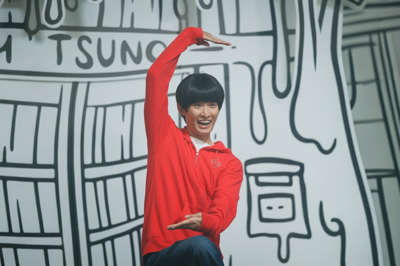 Snow Man向井康二、映画『おそ松さん』に“旧・おそ松”として登場！「僕らSnow Manも一緒に盛り上げたい」