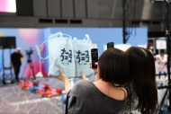 【レポート】モナキが看護師に歌とダンスでエール！日本最大級の看護師向けイベント『ナースフェス2026』に登場 - 画像一覧（4/13）