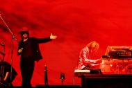 【ライブレポート】YOSHIKI『Global Citizen LIVE: Tokyo』でHYDE、MIYAVIらと共演！感動的なフィナーレに - 画像一覧（4/18）