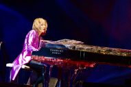 【ライブレポート】YOSHIKI『Global Citizen LIVE: Tokyo』でHYDE、MIYAVIらと共演！感動的なフィナーレに - 画像一覧（16/18）