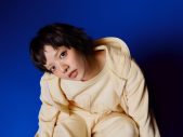 『2026 FNS歌謡祭 夏』第4弾アーティストとして、あいみょんの出演が決定！代表曲「マリーゴールド」とドラマ『アンメット』主題歌を披露 - 画像一覧（1/2）