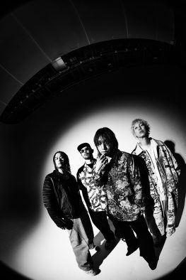 SUPER BEAVERの最新アルバム『人生』の全曲トレーラー映像がYouTubeにて公開
