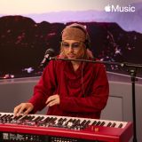 藤井風、Apple Musicの人気ラジオ番組で披露した「You」「Okay, Goodbye」を音源と映像をセットで配信リリース