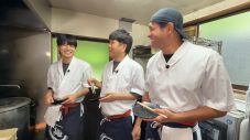 髙地優吾（SixTONES）那須雄登（ACEes）が『知識の扉よ開け！ドア×ドア クエストSP』に出演！ガチラーメン修業＆難関フライトに密着 - 画像一覧（6/6）