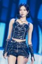 【ライブレポート】IVEワールドツアー日本公演で約13万人を動員！2度目の東京ドームで150分間熱狂の渦を巻き起こす - 画像一覧（9/24）