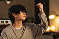 山田涼介が時を越えた謎に挑むヒューマンミステリー！ 新日曜ドラマ『一次元の挿し木』第1話場面写真＆あらすじ解禁 - 画像一覧（3/9）
