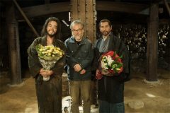 本木雅弘や菅田将暉、宮舘涼太ら出演者と黒沢清監督の魂がぶつかり合う！『黒牢城』がメイキング映像＆写真を解禁