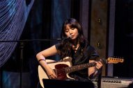 上白石萌歌、MCを務める『The Covers』に“adieu”として初登場！松本隆×草野正宗による「水中メガネ」をカバー - 画像一覧（6/12）